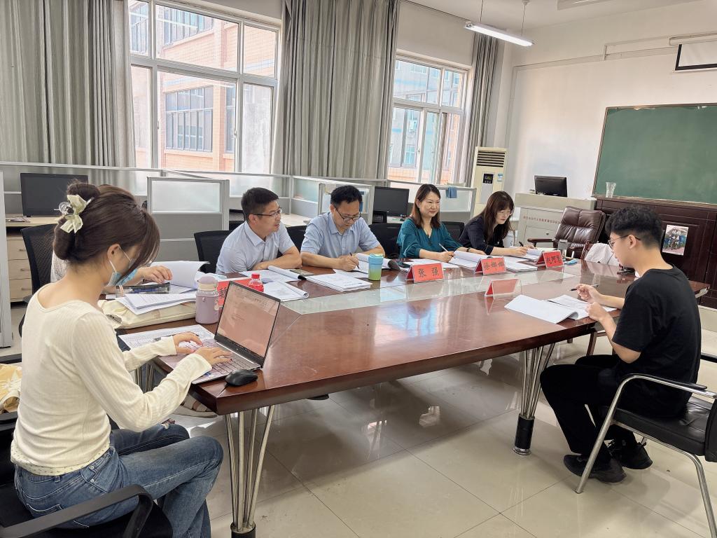 英国上市公司365