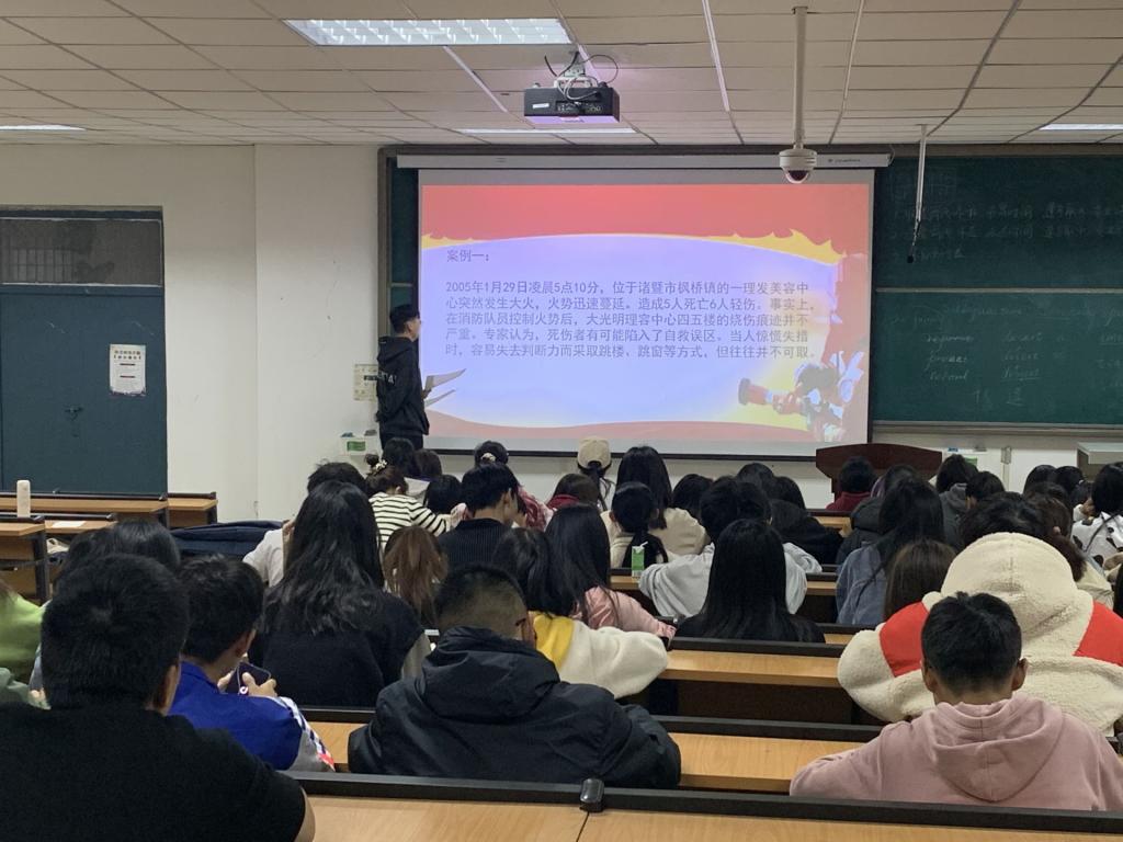 英国上市公司365