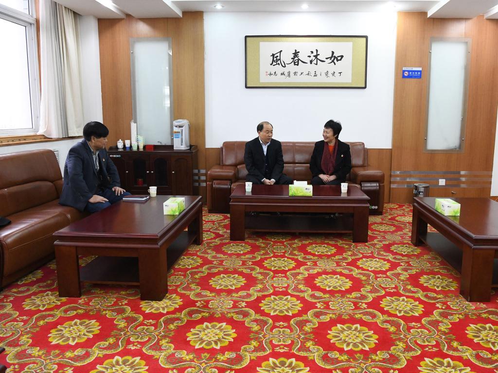 英国上市公司365