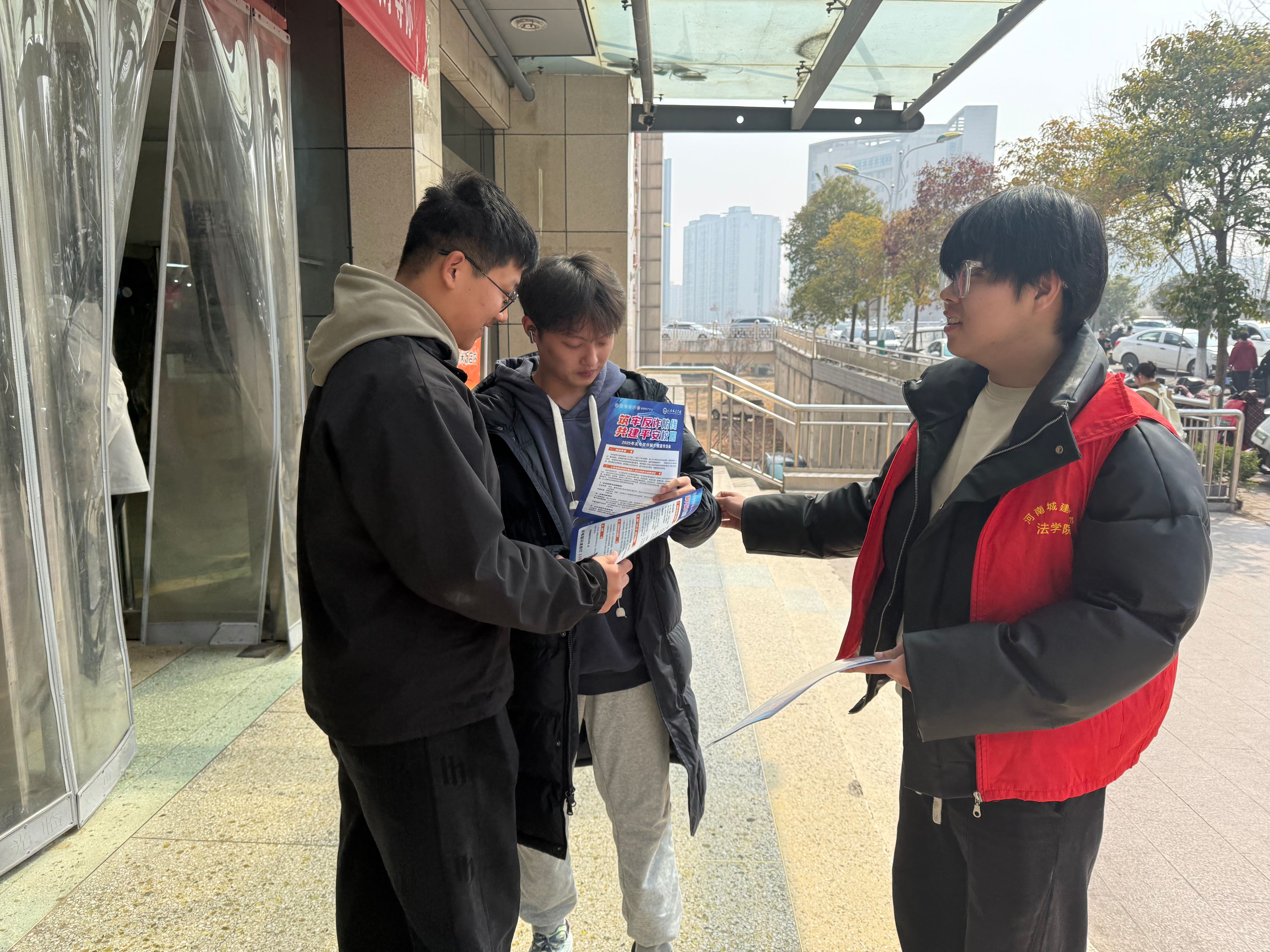 英国上市公司365