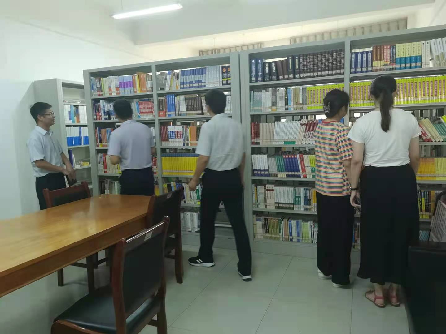 英国上市公司365