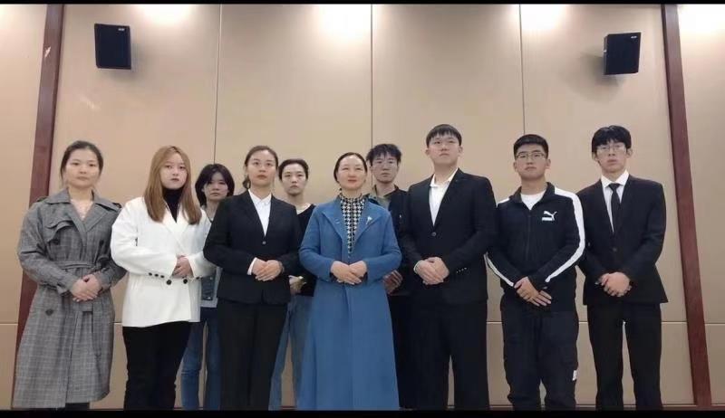 英国上市公司365