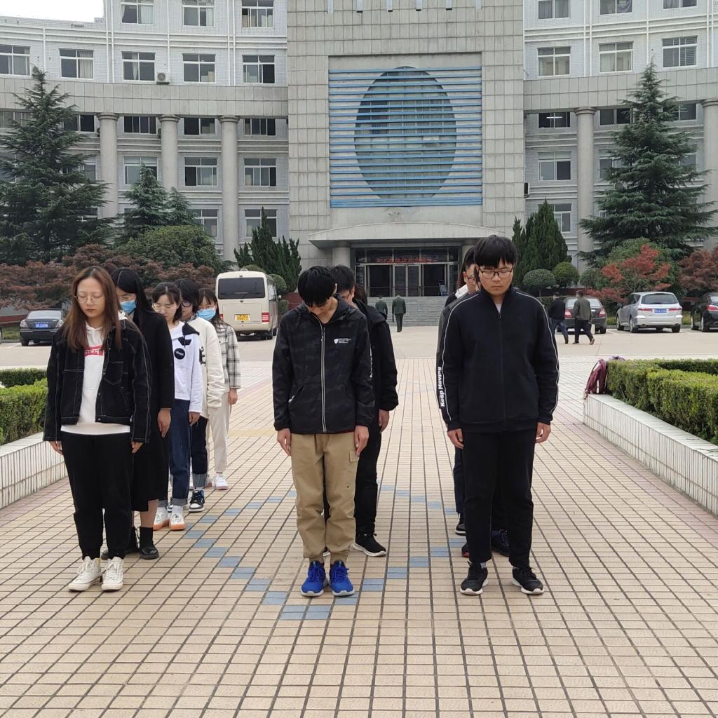 英国上市公司365