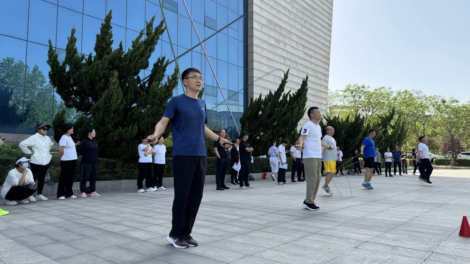 英国上市公司365